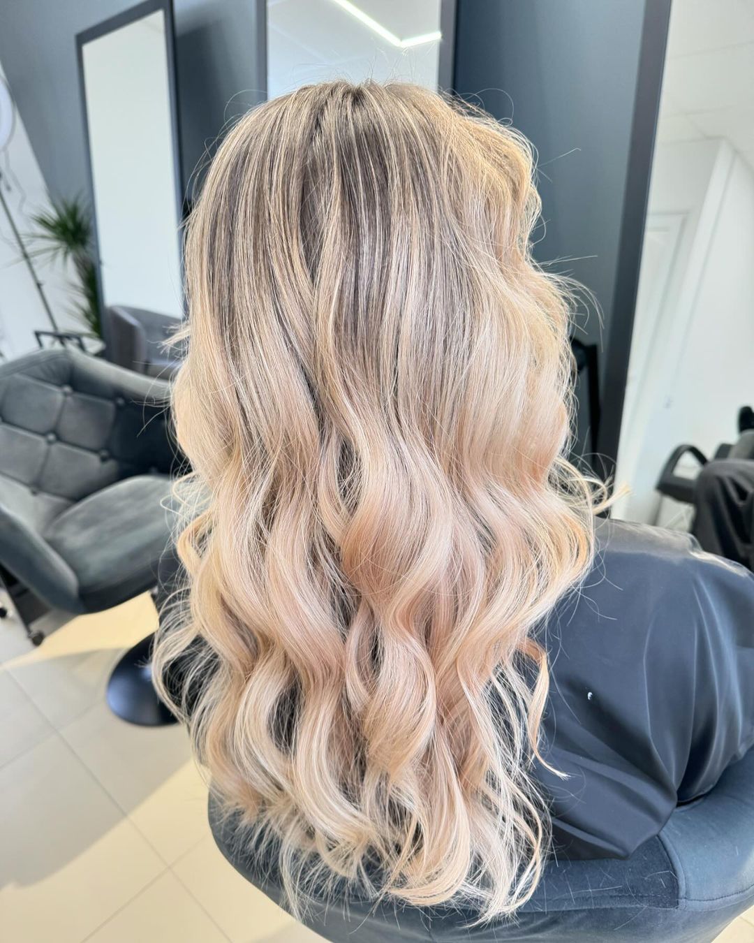 В какой цвет красить волосы: стилисты назвали тренды этой осени